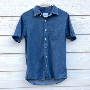 American Eagle Button Up Denim Shirt XS